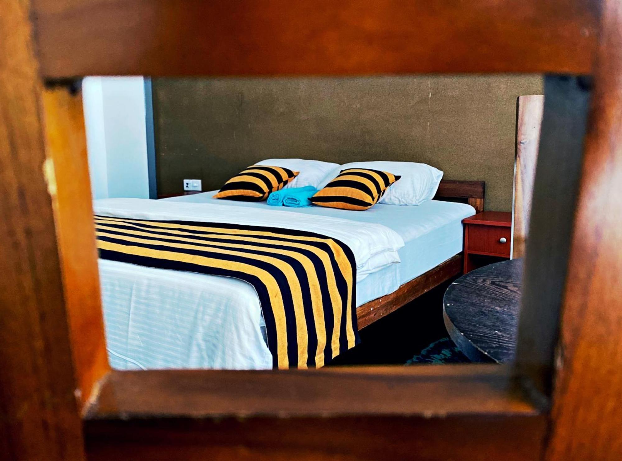 Hotel Monarch Ella Esterno foto